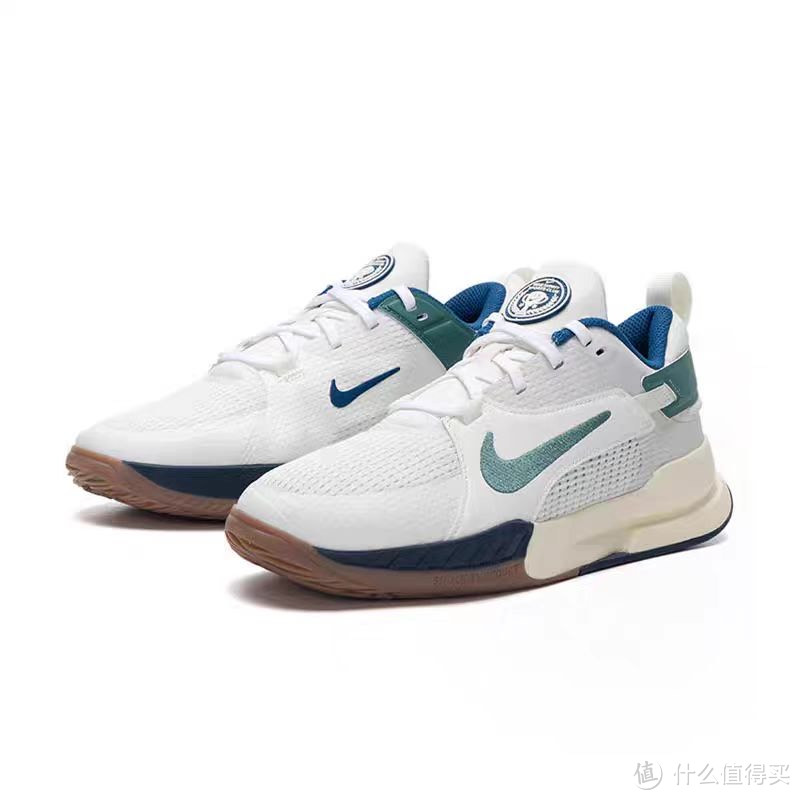开学了，给娃选一双六边形战士运动鞋：Nike Crosscourt